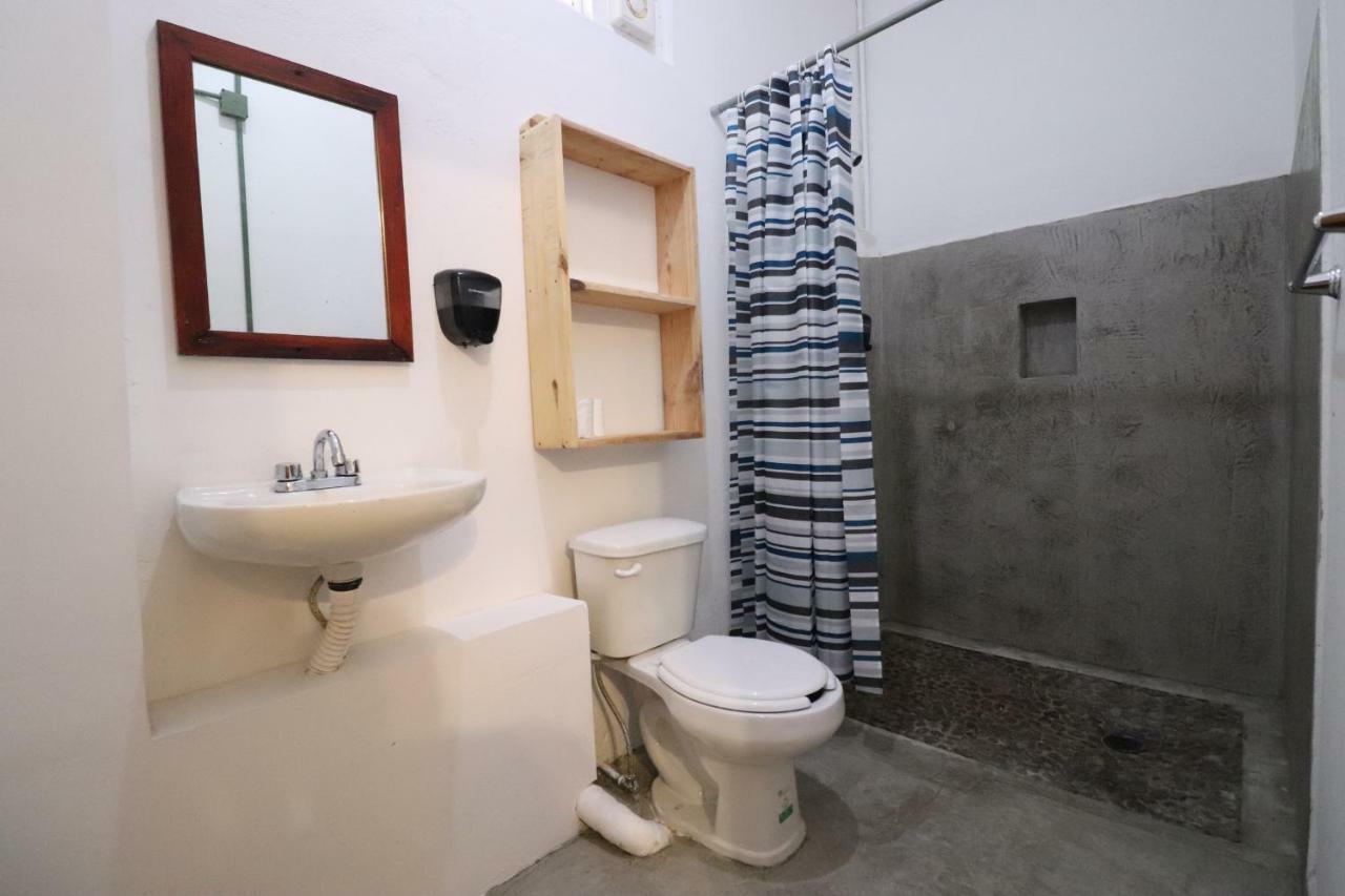 Wabi Hostel Плая-дель-Кармен Экстерьер фото
